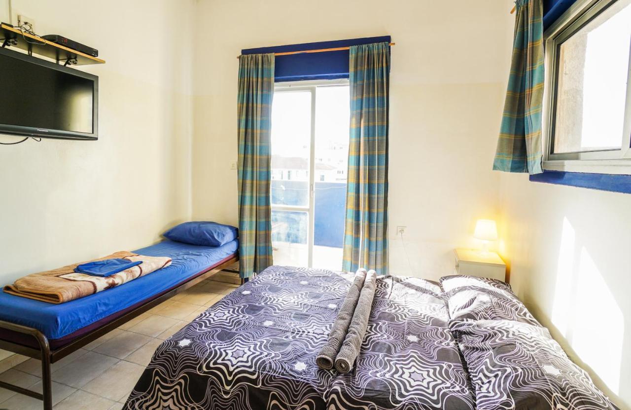 Hayarkon Hostel テル・アビブ エクステリア 写真
