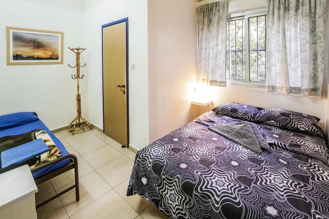 Hayarkon Hostel テル・アビブ エクステリア 写真